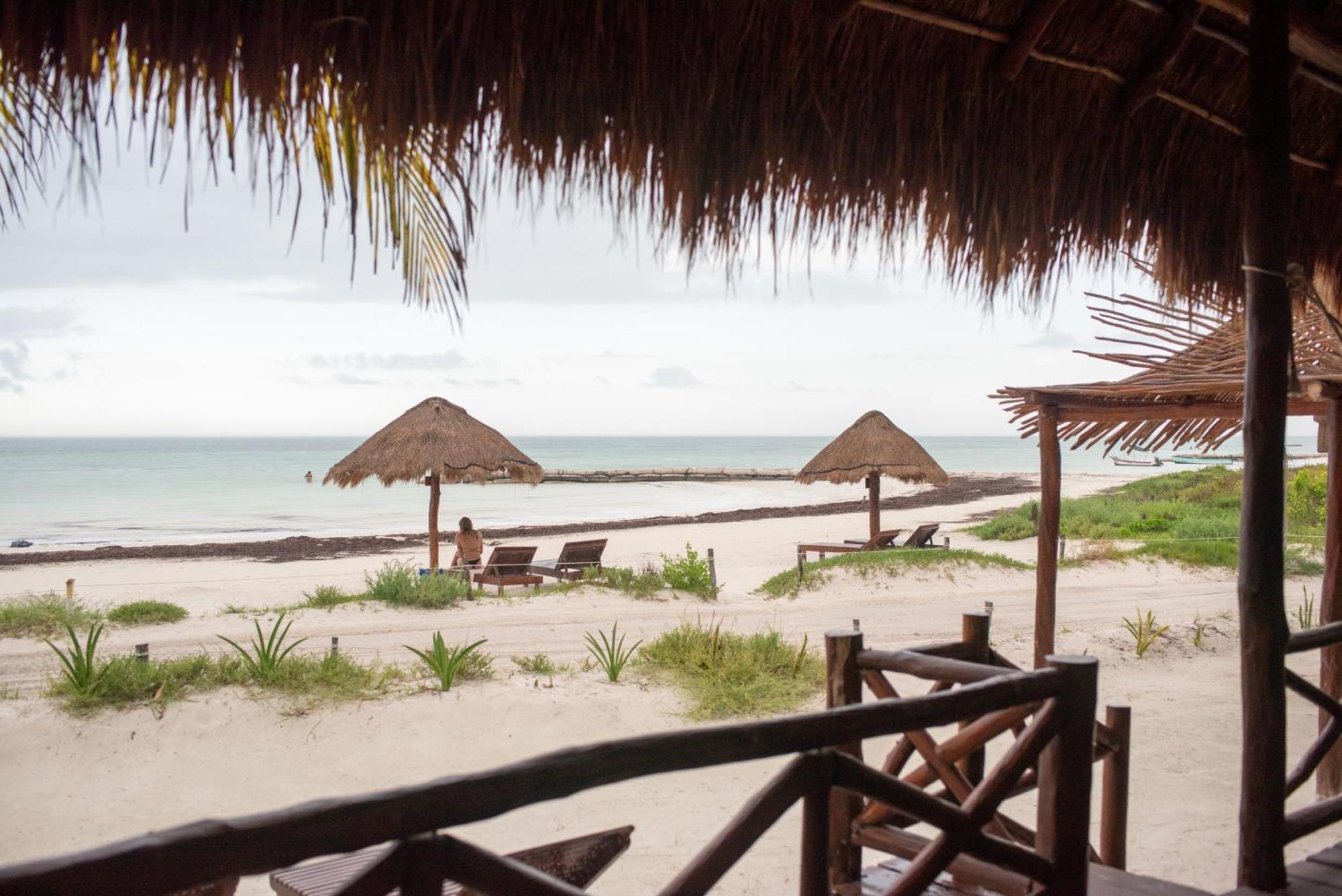 Hotel Casa Takywara Isla Holbox Bagian luar foto